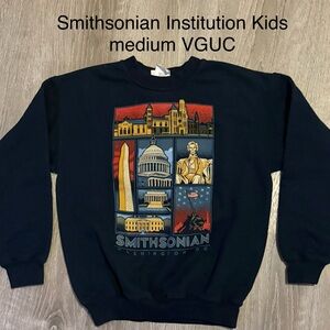 Smithsonian institution Graphic Sweatshirt kids medium
